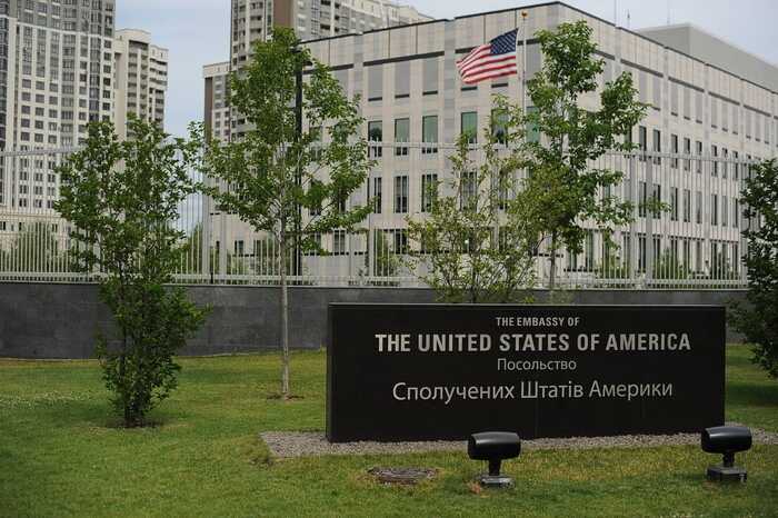 У столичному готелі знайшли мертвим аташе посольства США, – ЗМІ