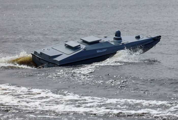 Український морський дрон вперше у світі знищив бойовий літак