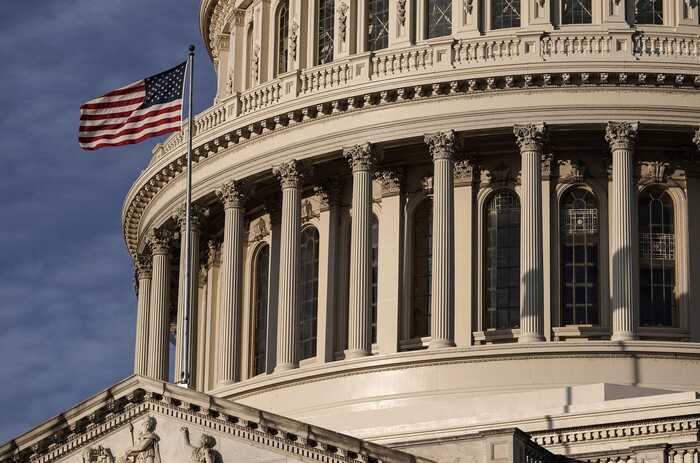 Сенатори США хочуть заборонити визначати Крим та окуповані території України російськими